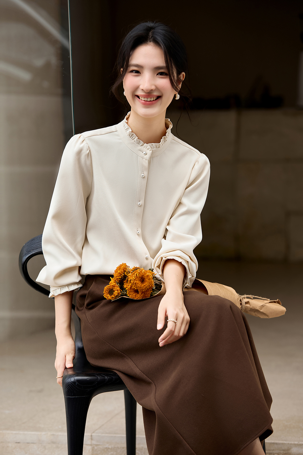 Romantic Blouse with High Neck & Flounce-VIMLYSTORE