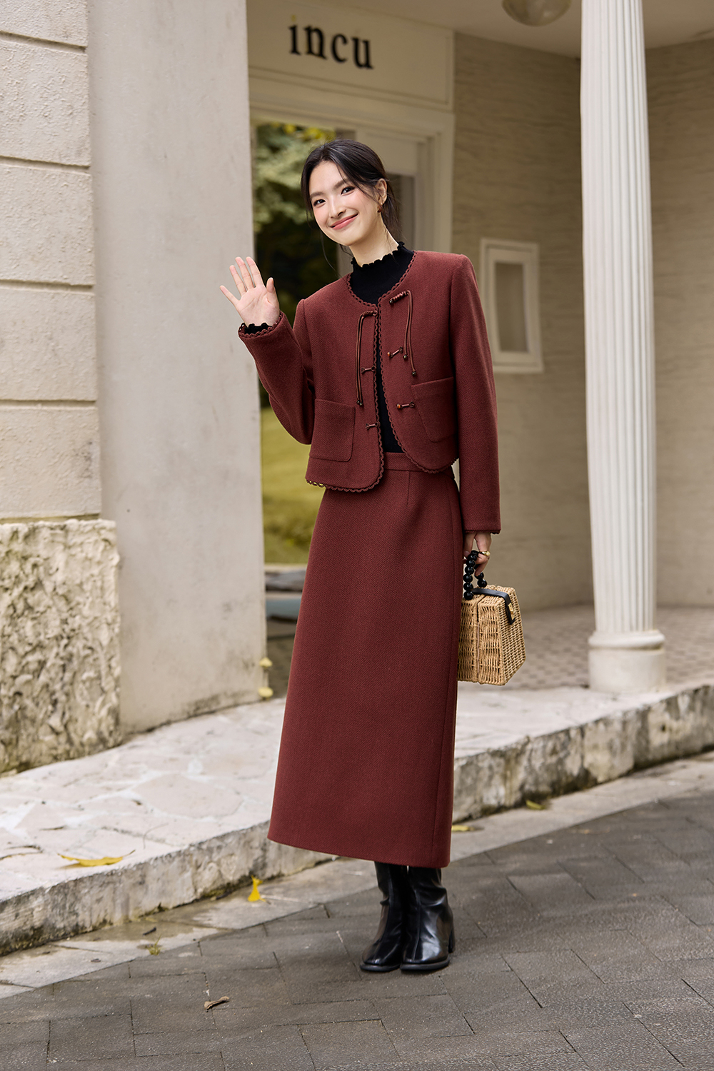 Red Crewneck Lace-Trimmed Set