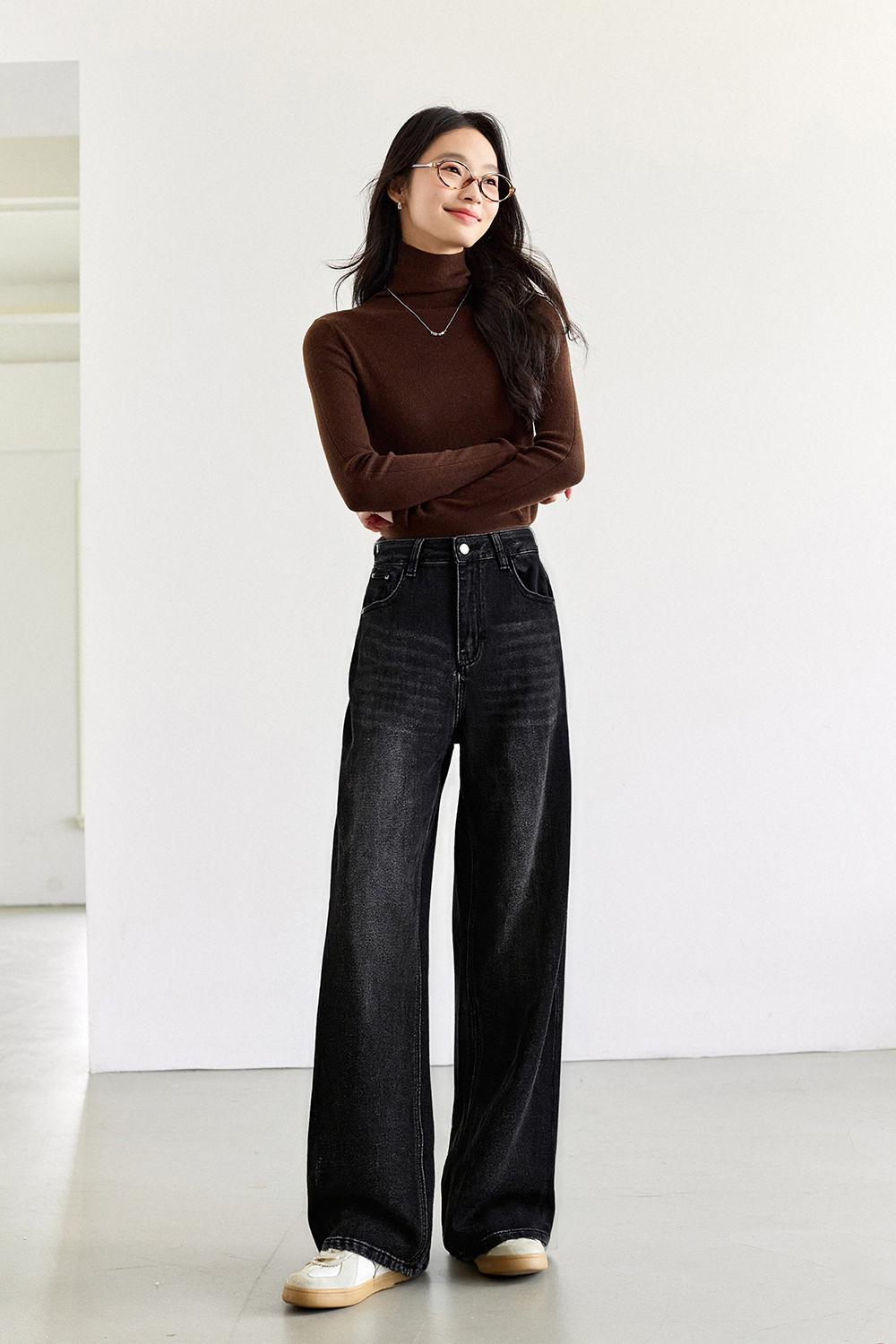 Gray Washed Wide-Leg Jeans