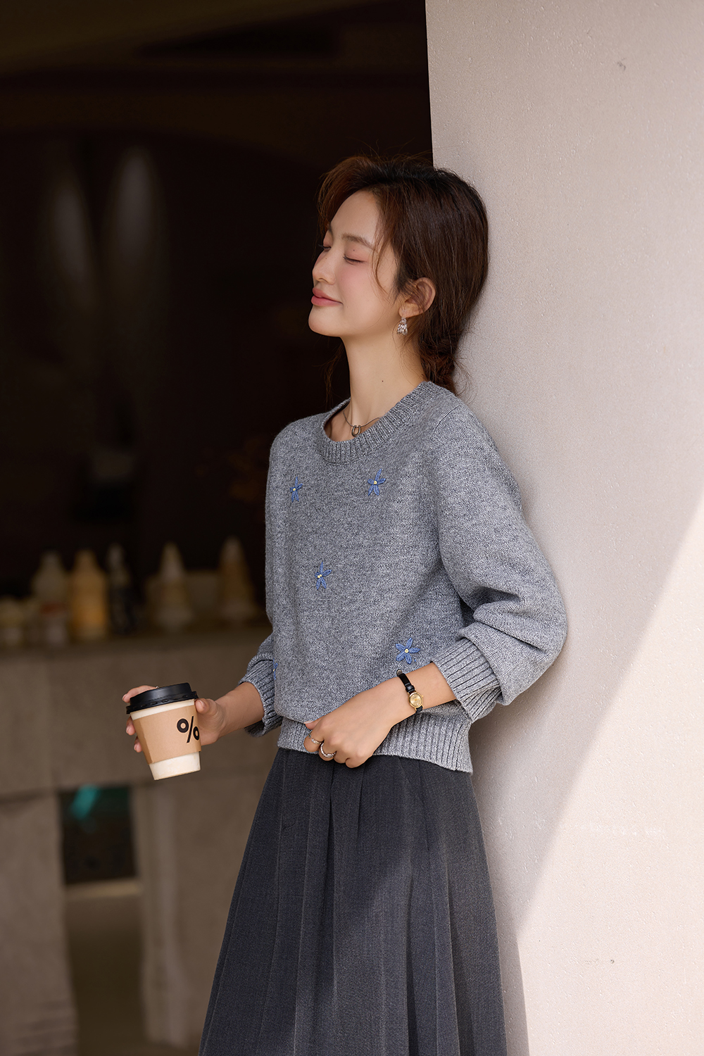 Marled grey 3D flower sweater