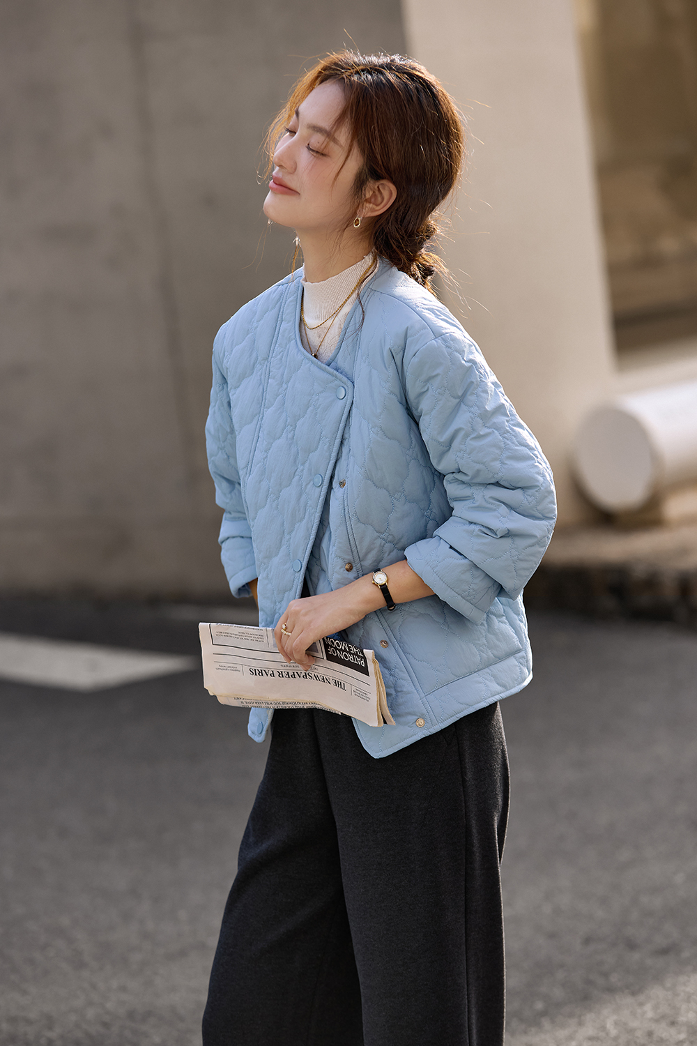 Blue crew neck short cotton-padded jacket