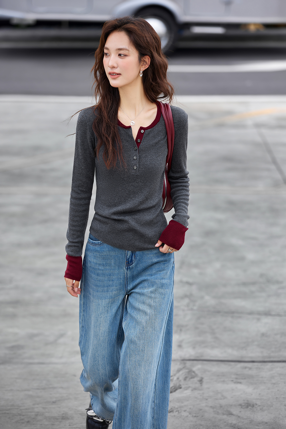 Contrast Trim Crewneck Slim-Fit Knit Tee-VIMLYSTORE