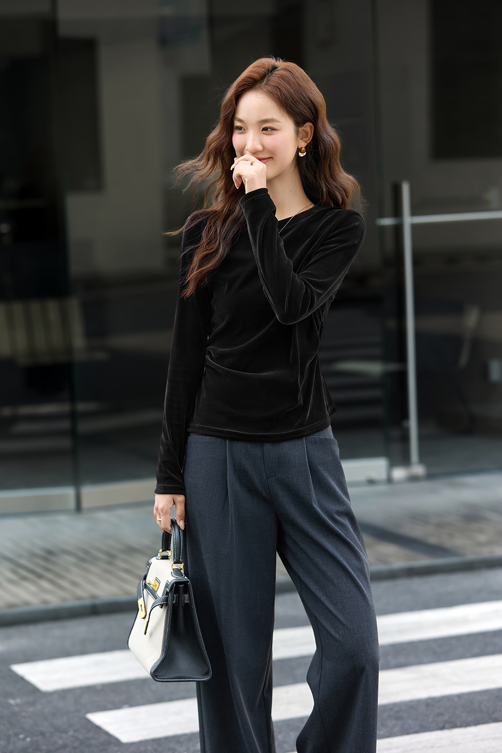 Round Neck Velvet Slim-Fit Slimming Knit T-Shirt-VIMLYSTORE