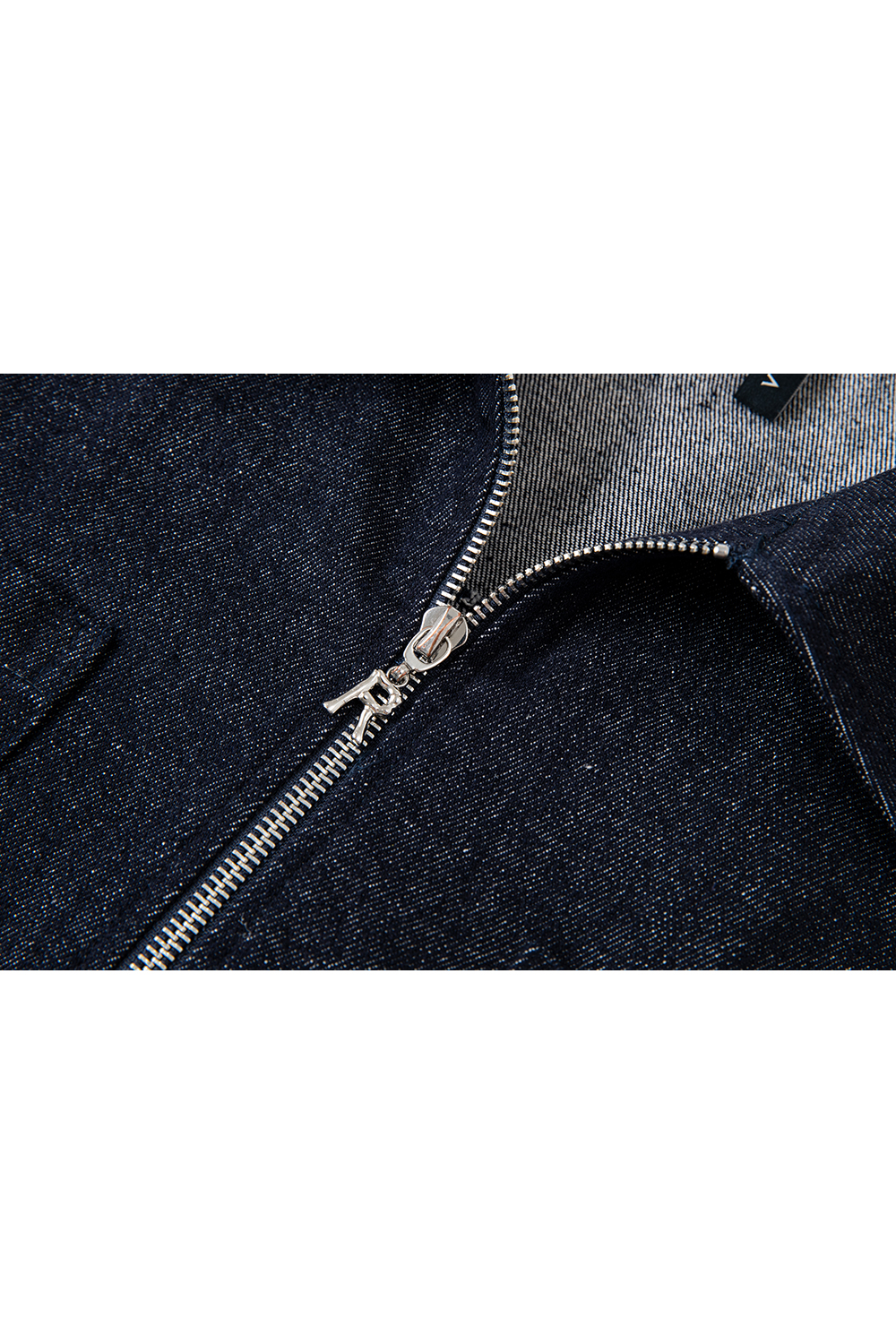 Washed Denim Jacket with Youthful Straight Cut-VIMLYSTORE