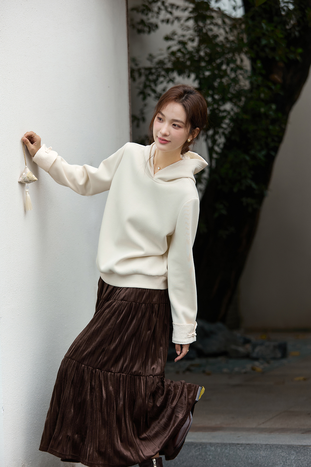 Chinese-Style Hooded Sweatshirt