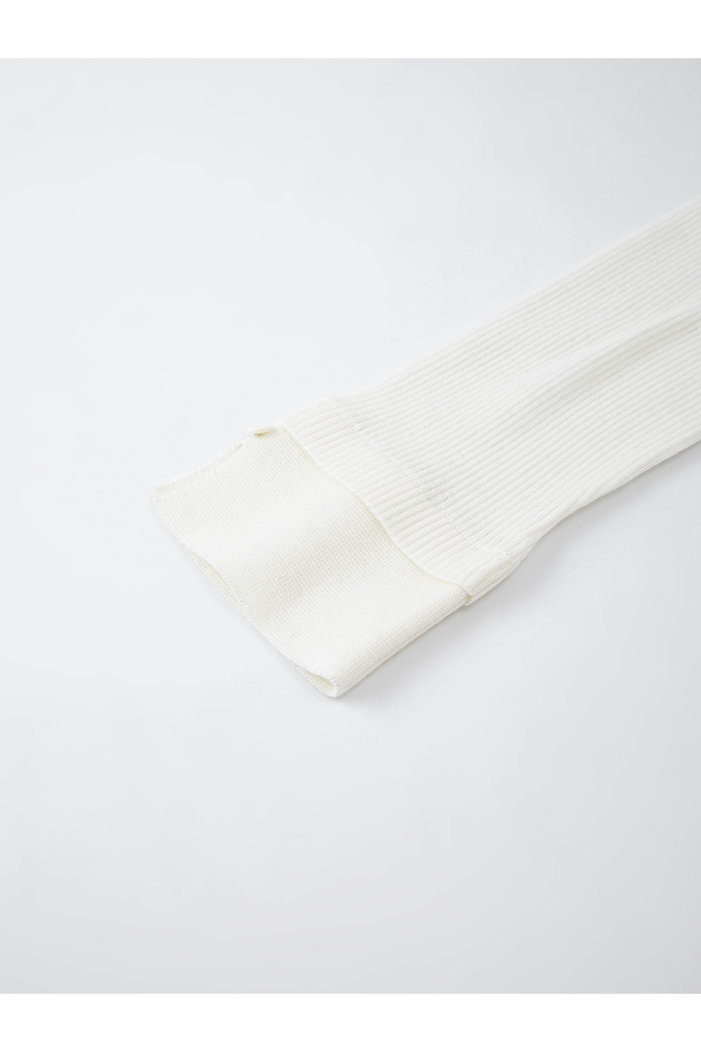 Turn - down collar long - sleeve knitted sweater