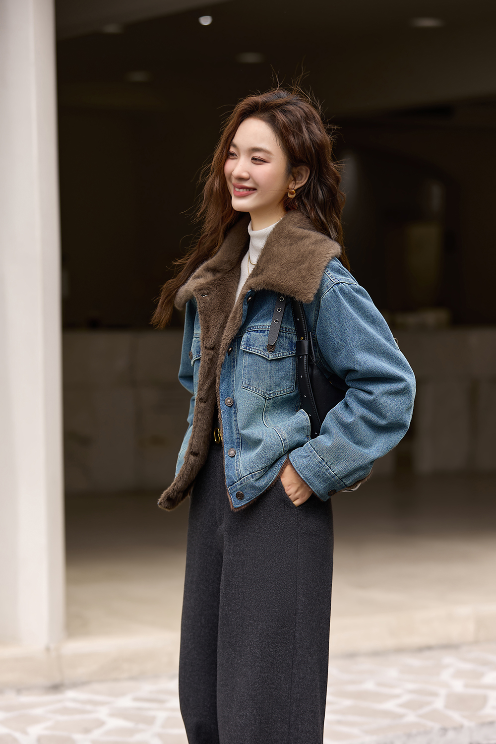 Retro turn - down collar fur - collared denim jacket