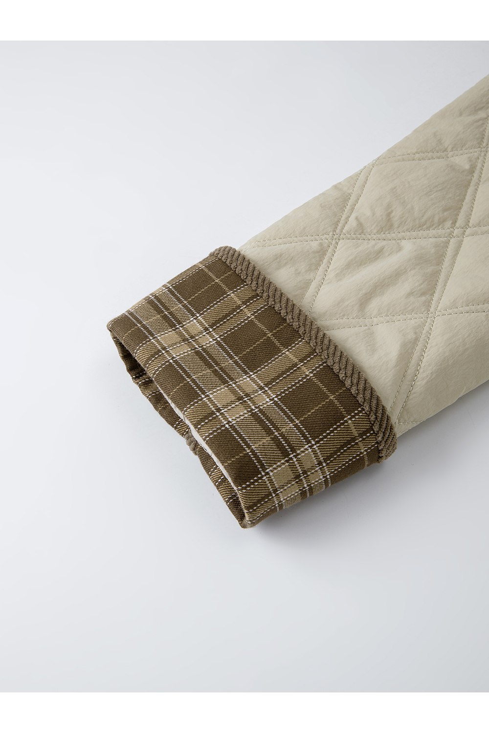 Khaki barn-style lapel cotton-padded jacket