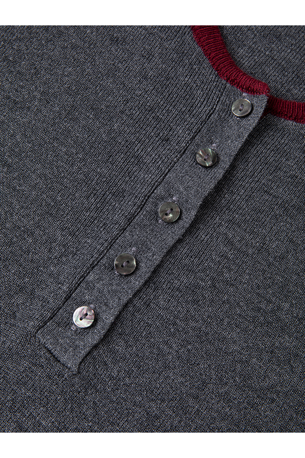 Contrast Trim Crewneck Slim-Fit Knit Tee-VIMLYSTORE