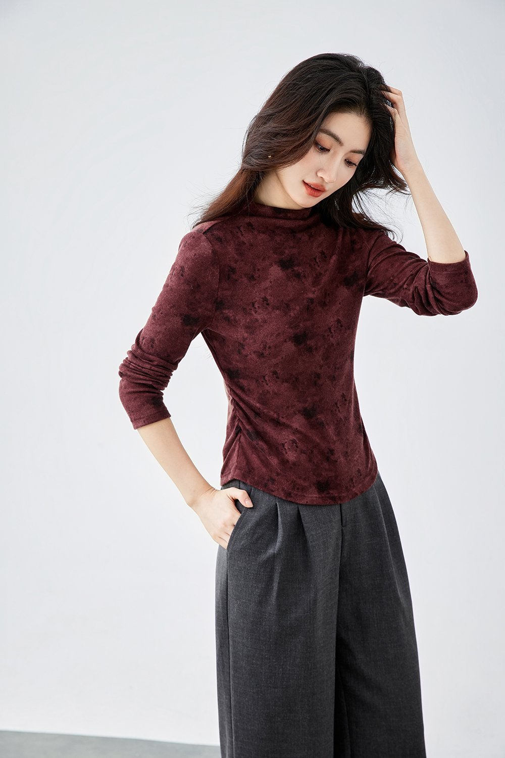 Tie-Dye Turtleneck Long-Sleeve T-Shirt