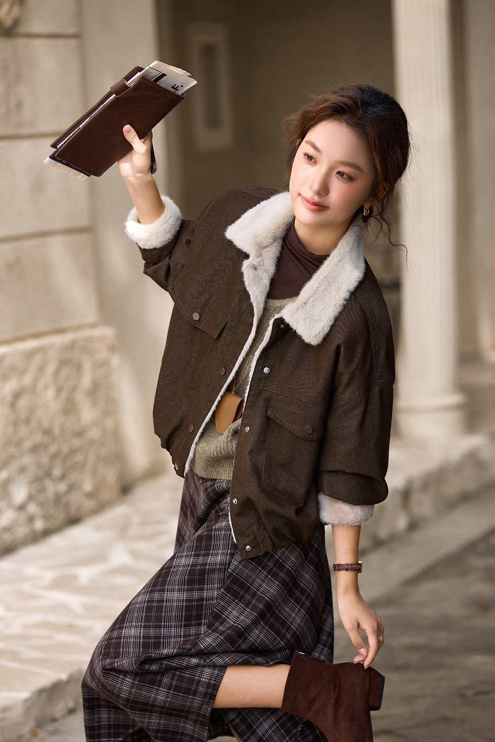 Lapel Brown Fleece-lined Denim Jacket