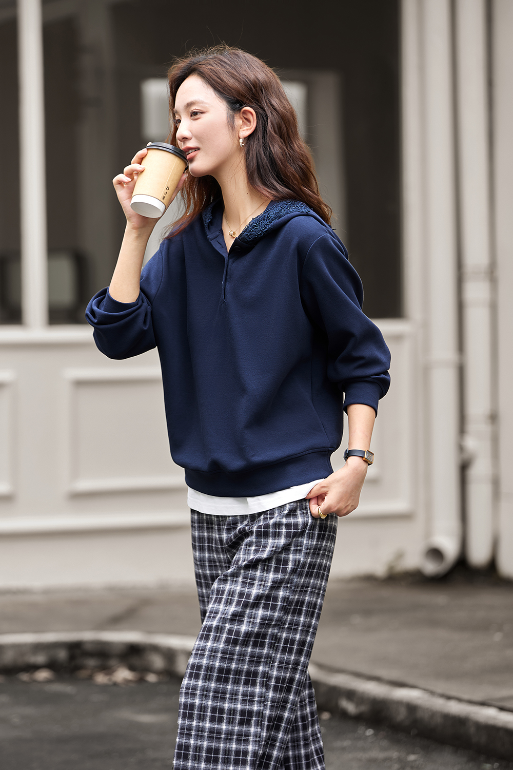 Elegant Relaxed Fit Versatile Lace Trim Hooded Sweatshirt-VIMLYSTORE