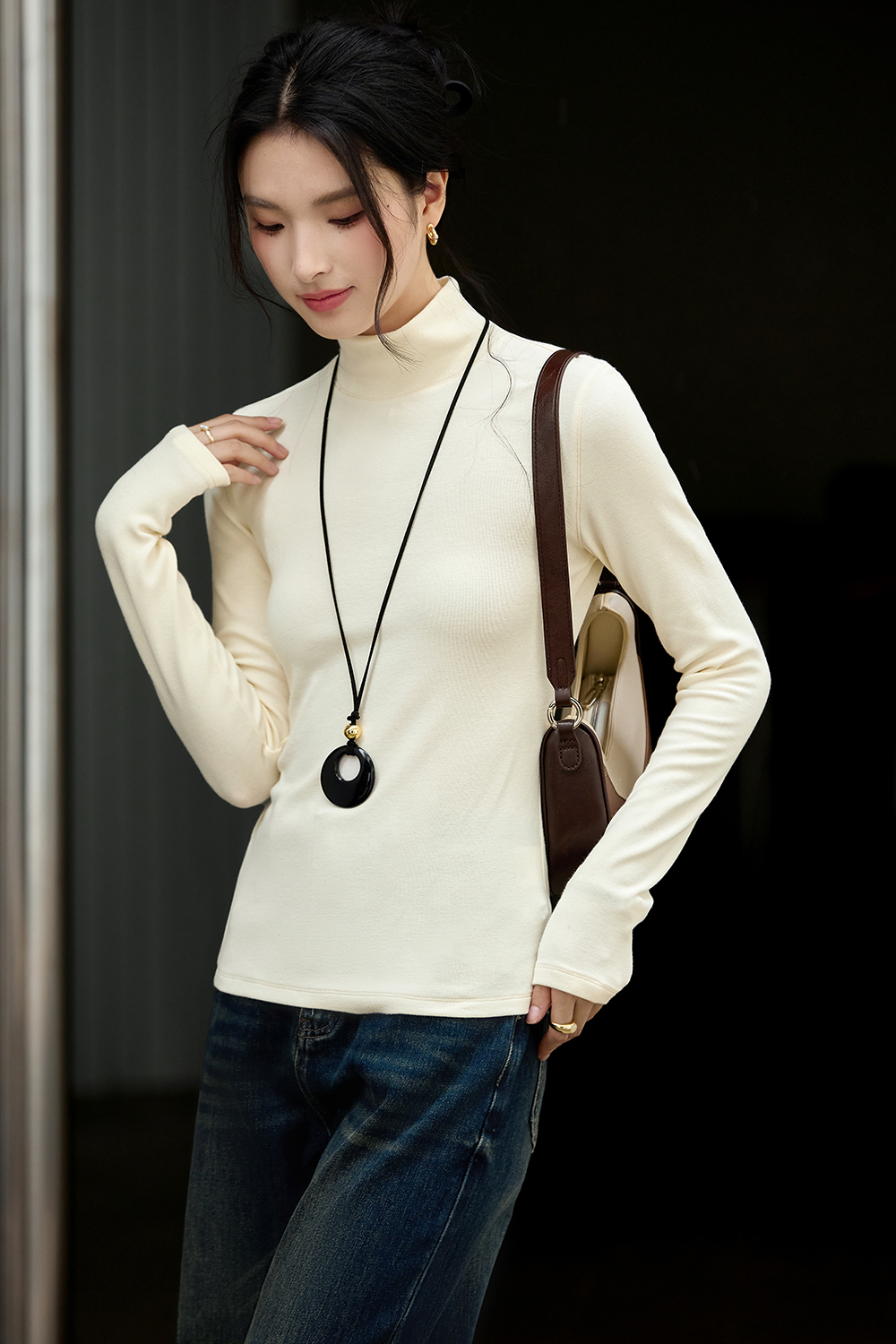 Turtleneck Fitted Knit Top-VIMLYSTORE