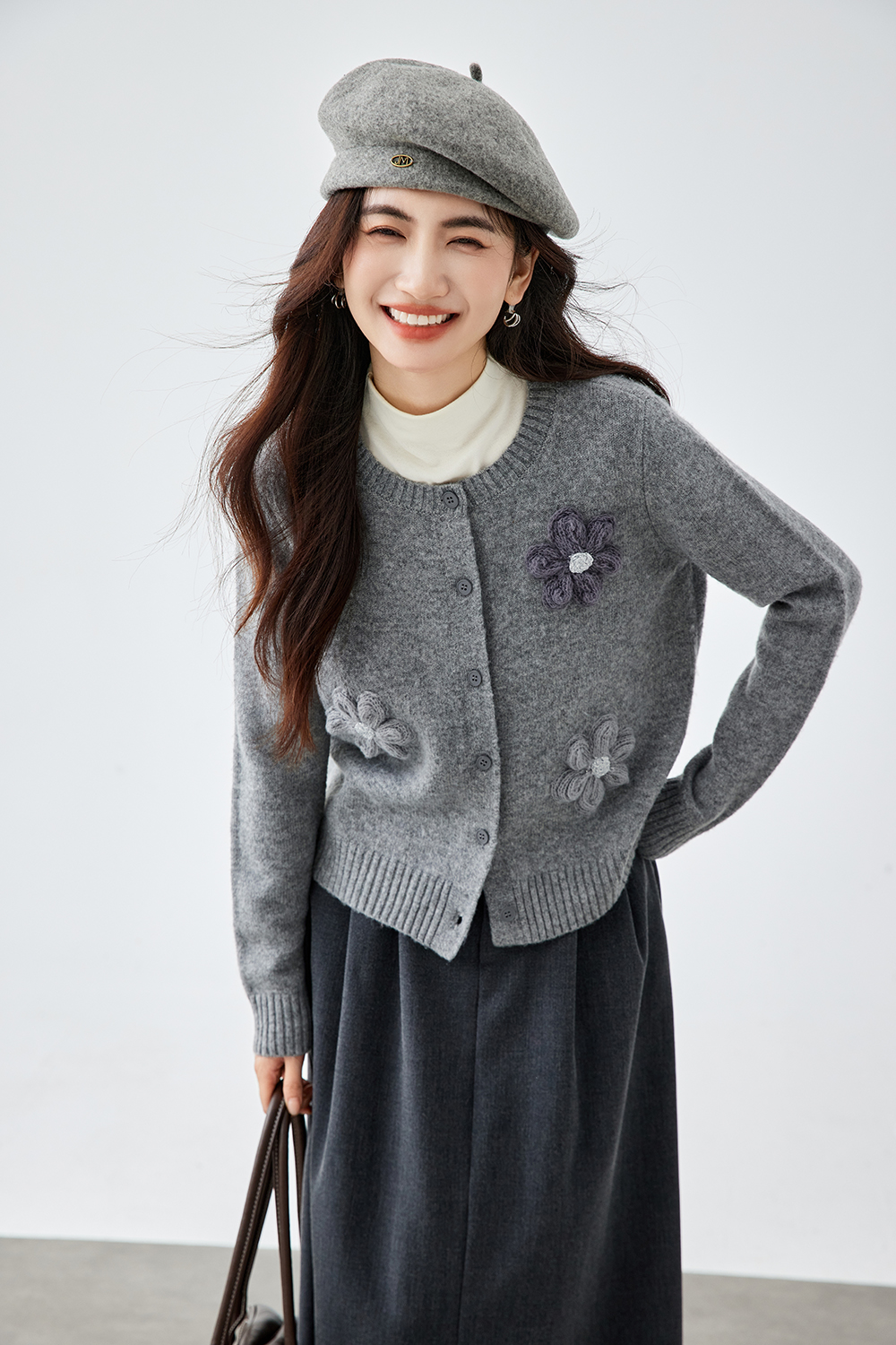 Gray 3D Flower Crew Neck Knitted Cardigan