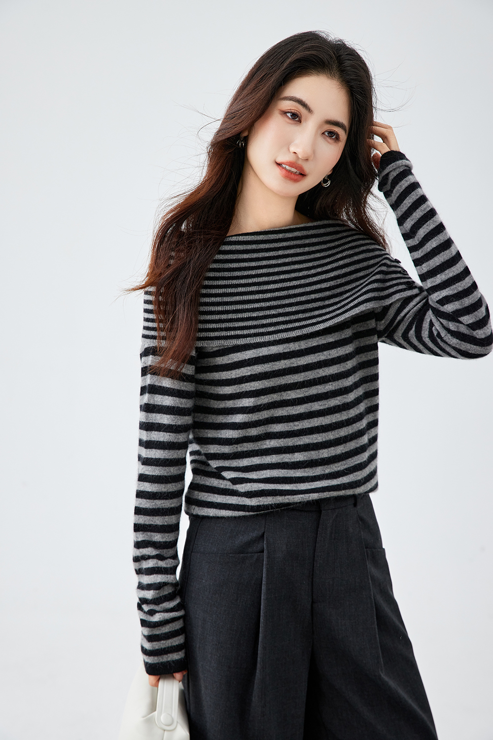 Retro Gray-White Striped Off-Shoulder Knitted Shirt
