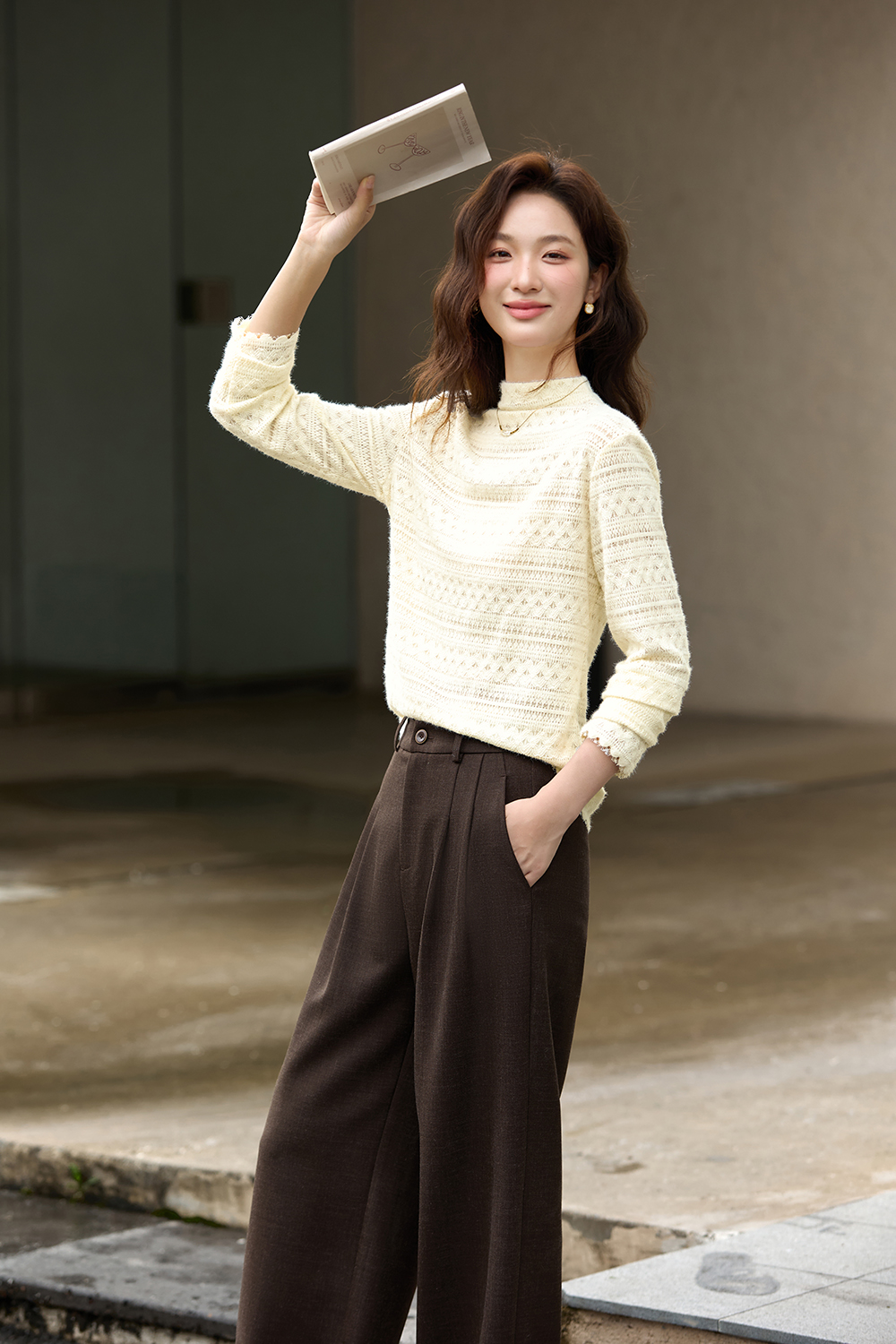Apricot Turtleneck Lace Knitted T-Shirt