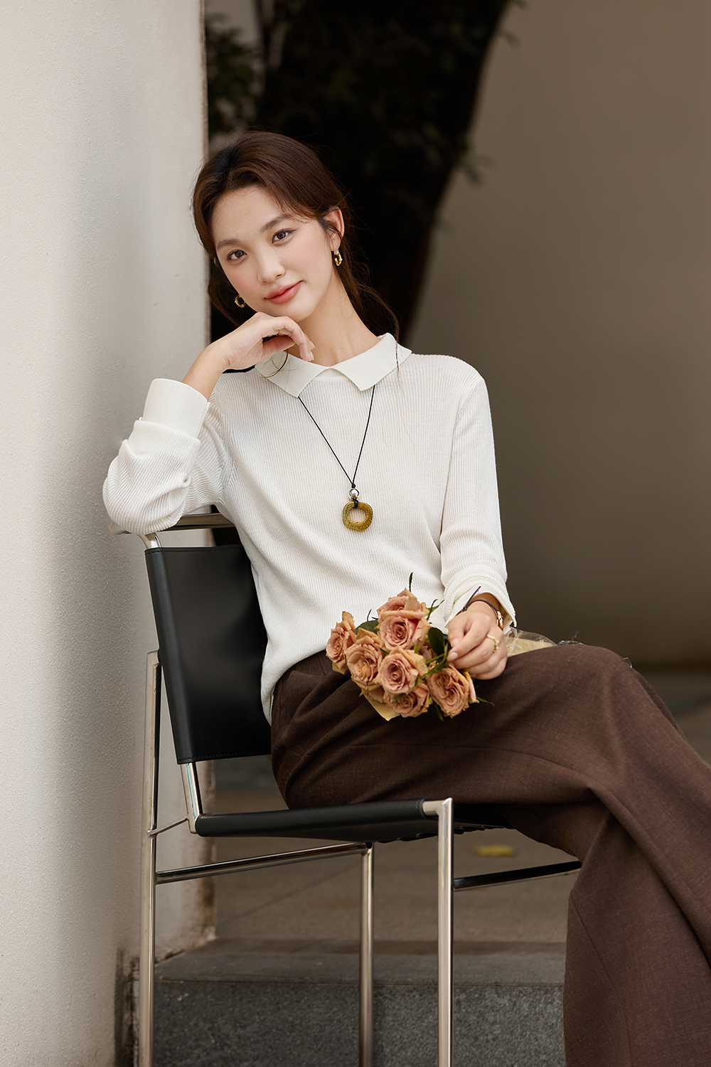 Turn - down collar long - sleeve knitted sweater