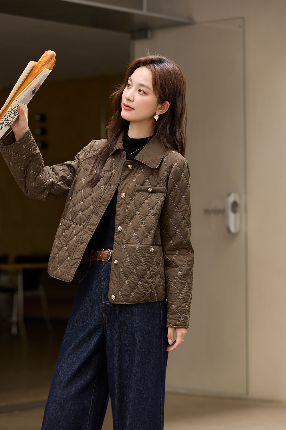 Vintage Diamond Grid Cropped Puffer Coat