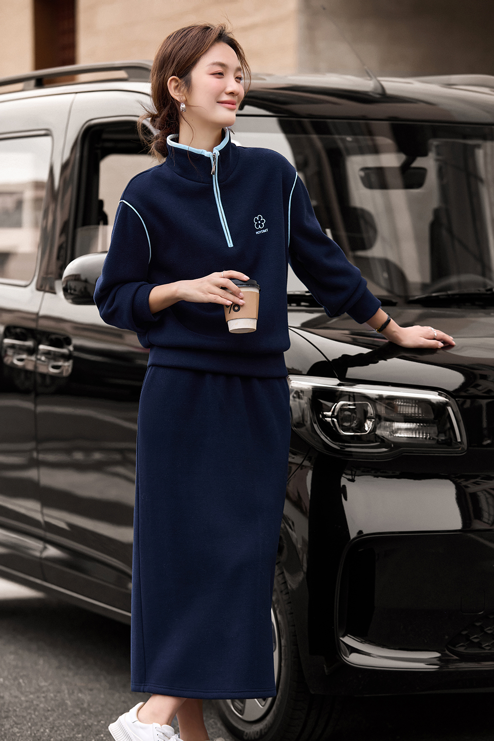 Color-block half-zip stand collar tracksuit