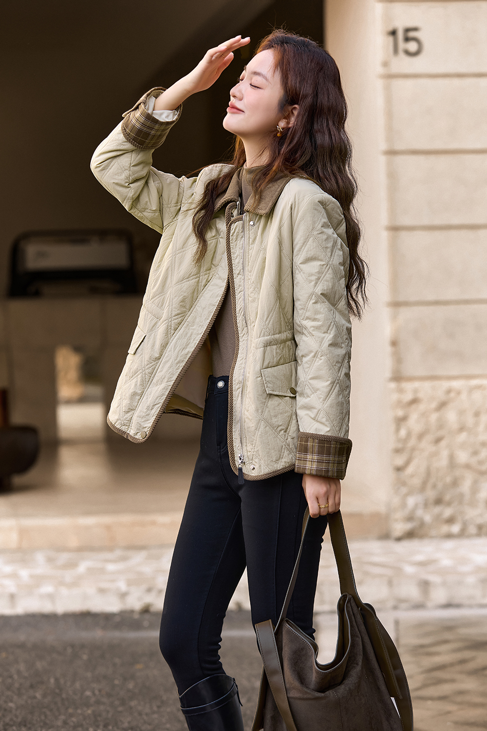 Khaki barn-style lapel cotton-padded jacket