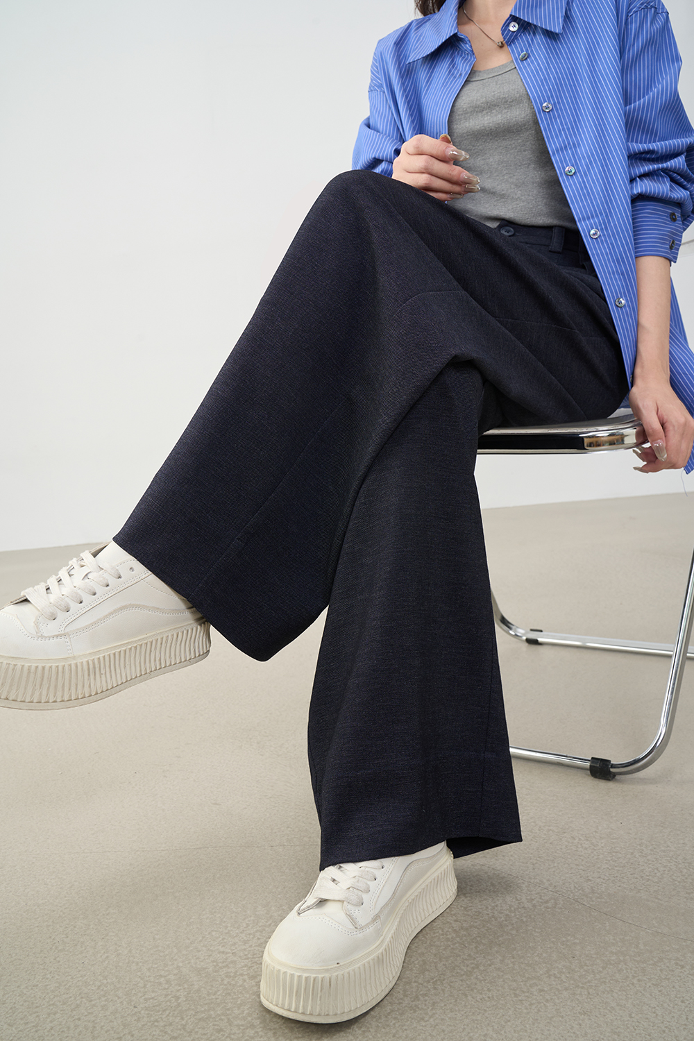 Draping Textured Versatile Commute Casual Wide-Leg Trousers-VIMLYSTORE