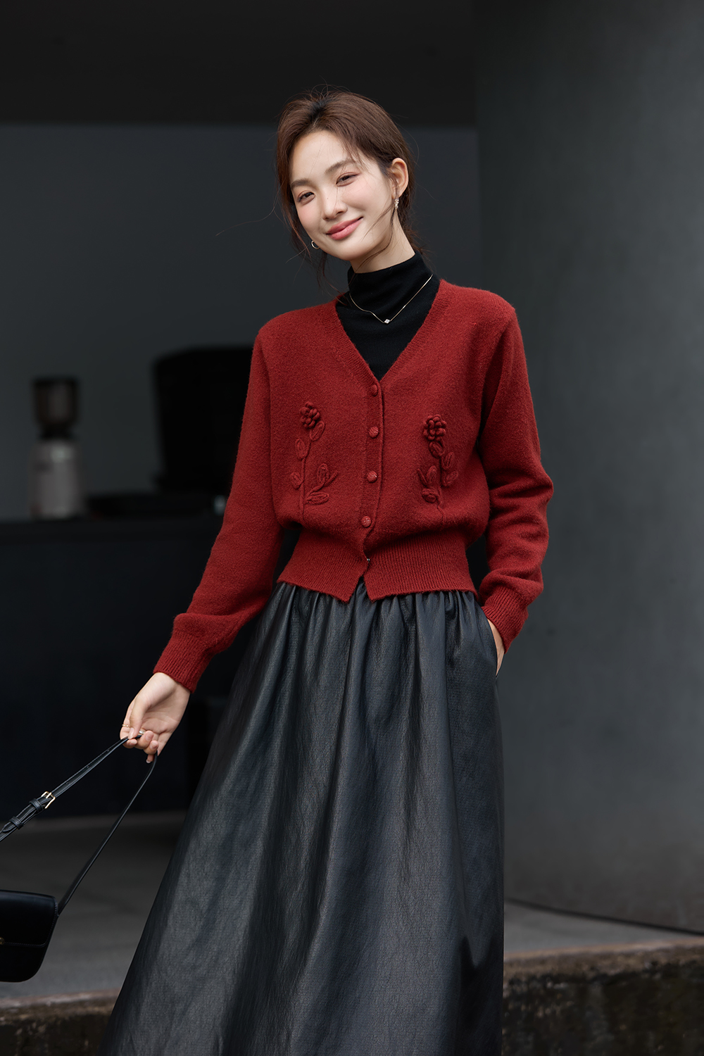 Red 3D Floral V-Neck Knit Cardigan-VIMLYSTORE