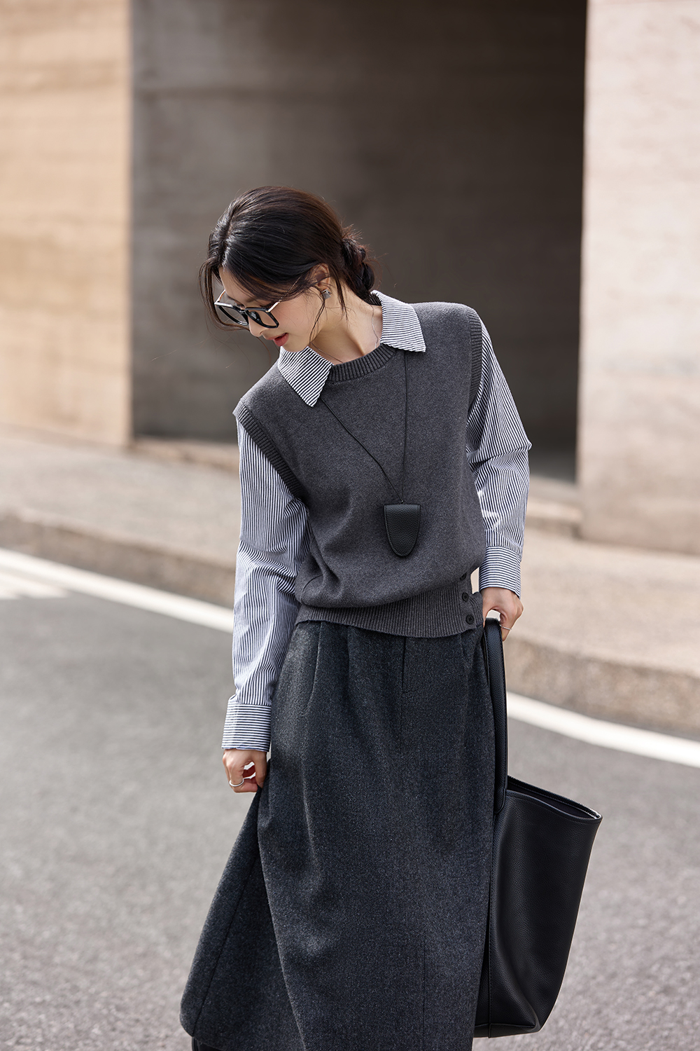 Grey Fake Two-Piece Lapel Knit Top