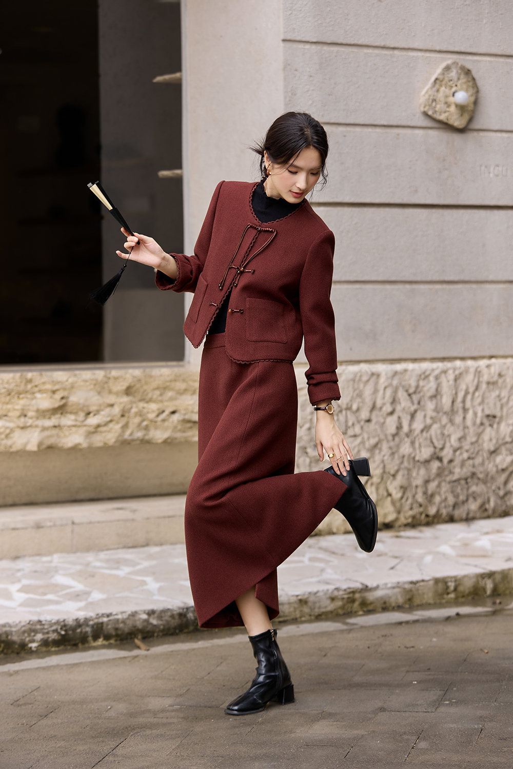 Red Crewneck Lace-Trimmed Set
