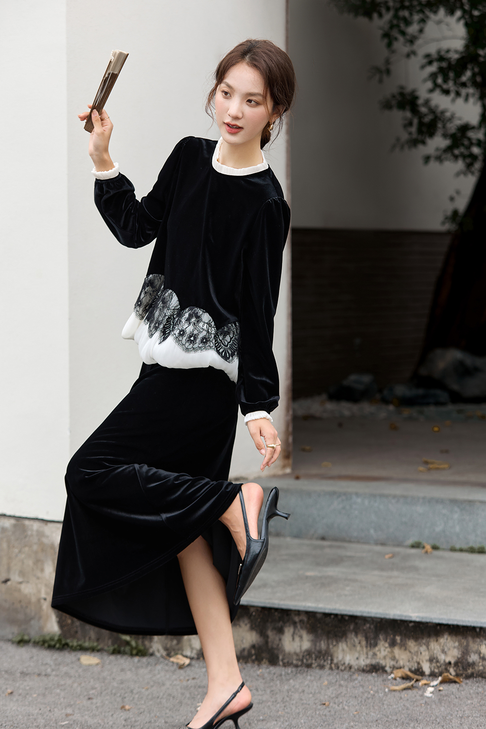 French-Style Velvet Set