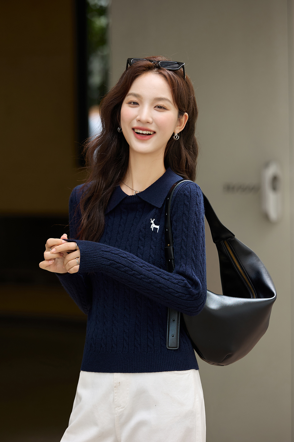 Navy Blue Deer Embroidery Lapel Sweater