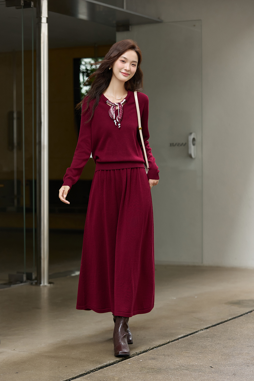 Red V-Neck Ribbon Office Suit Set