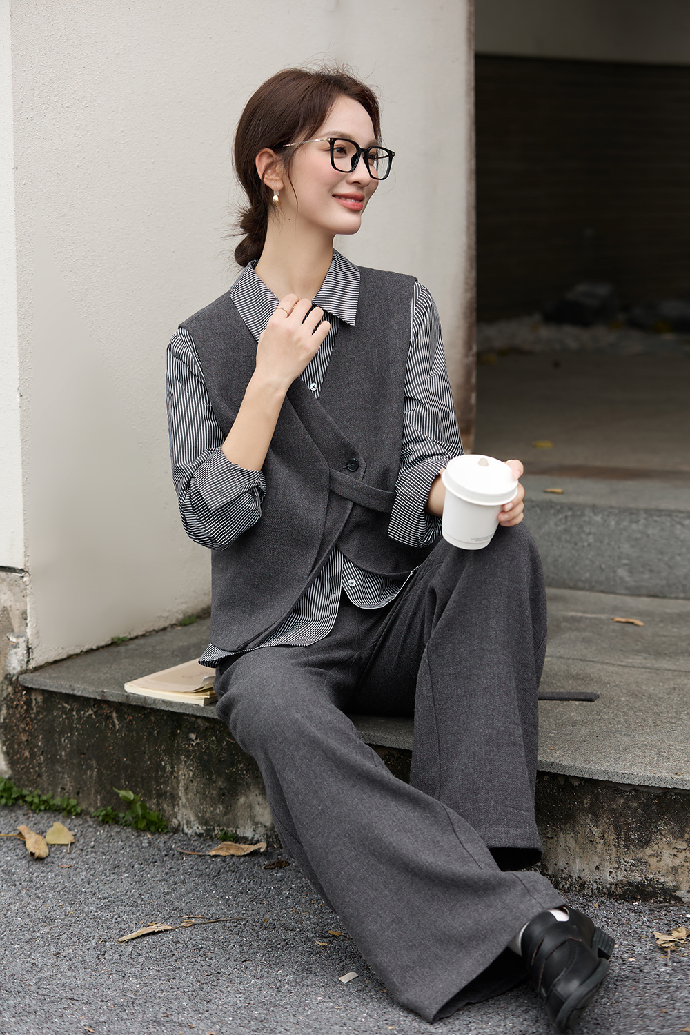 Grey Urban Office-Style Suit Set