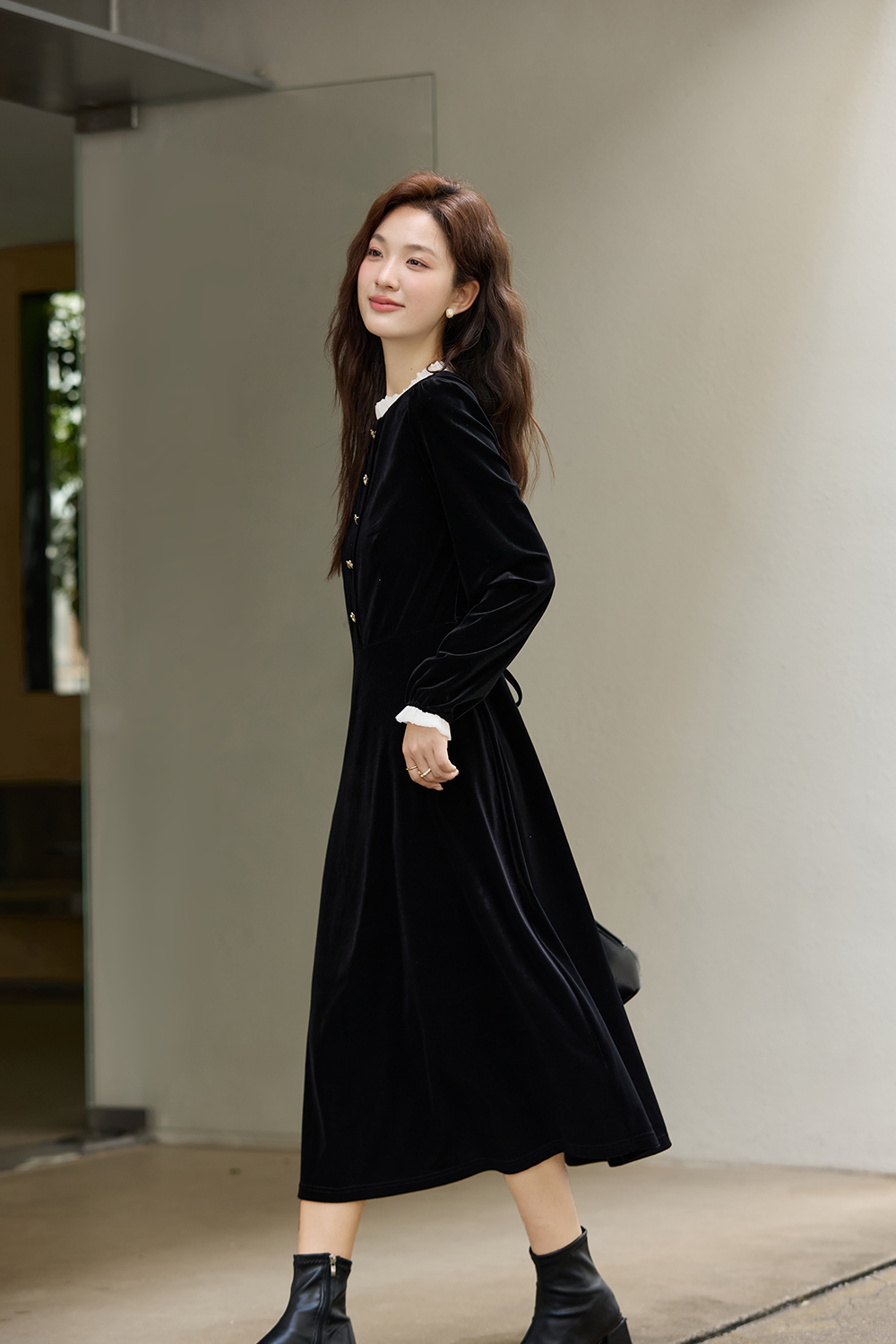 French-Style Velvet A-Line Dress