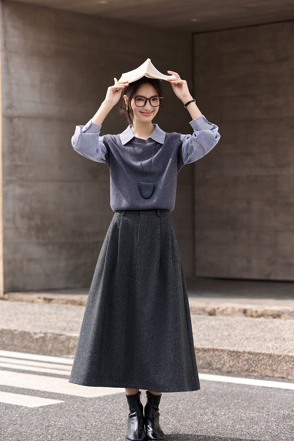 Flecked Gray Woolen Midi Skirt