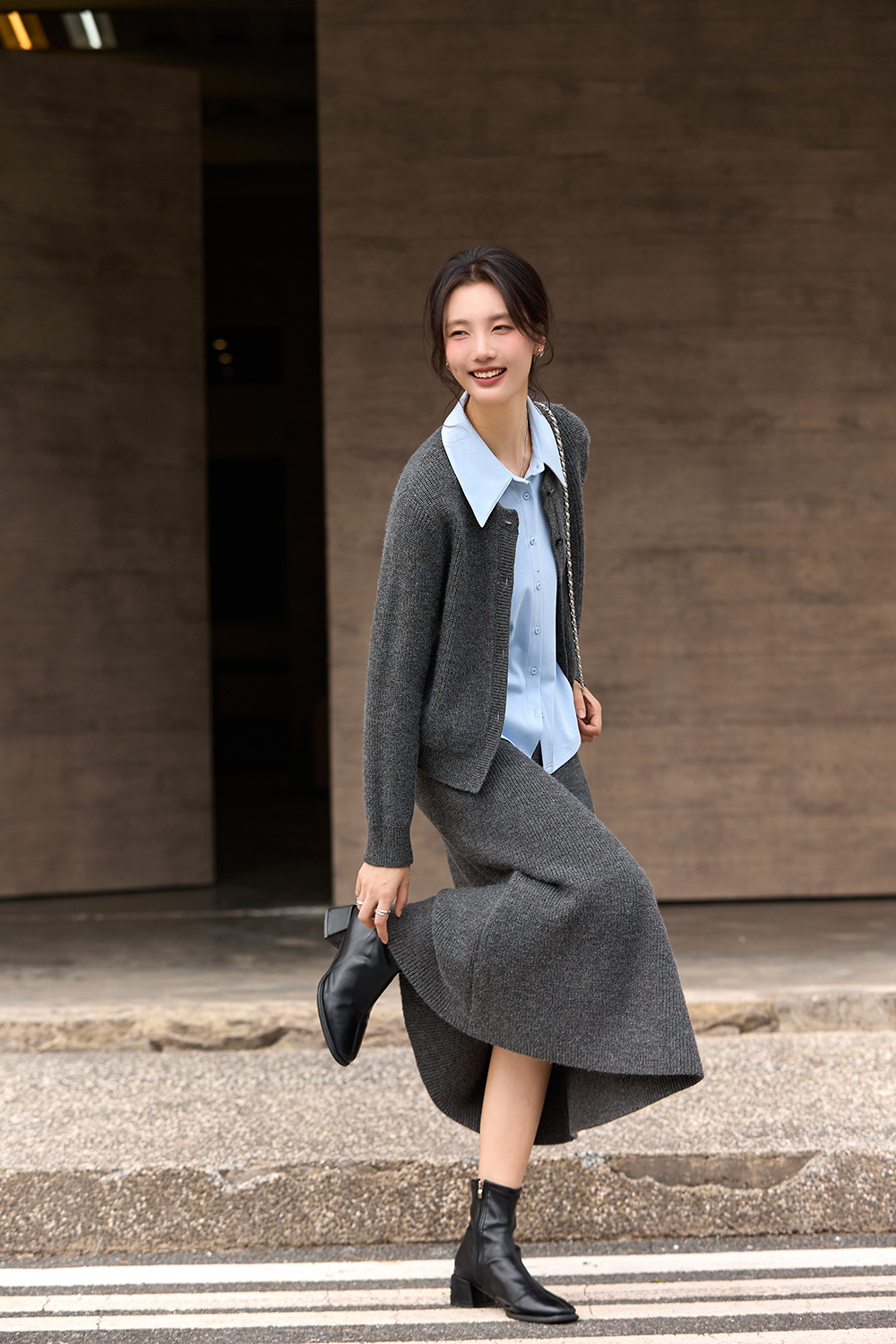 Flecked Gray Knit Cardigan Set