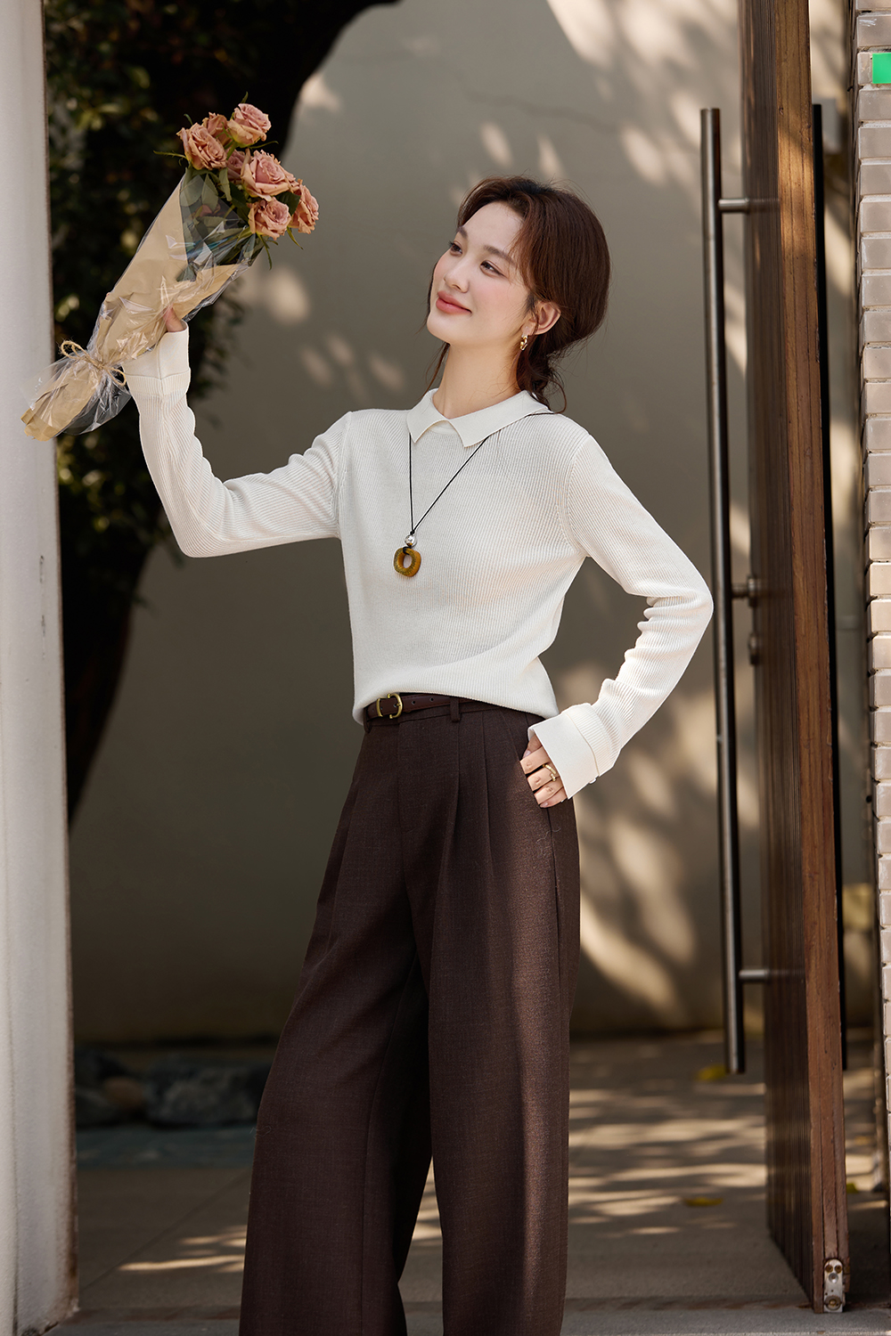 Turn - down collar long - sleeve knitted sweater