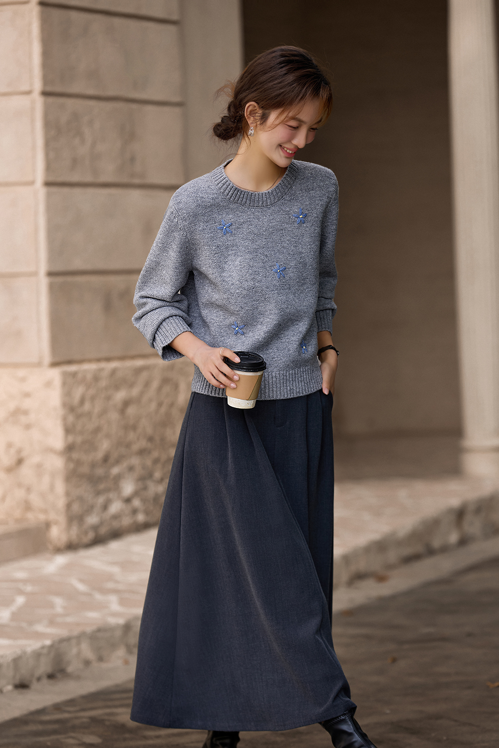 Marled grey 3D flower sweater