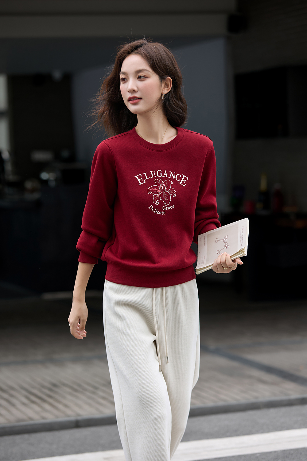 Raffia Red Printed Fleece-lined Sweatshirt