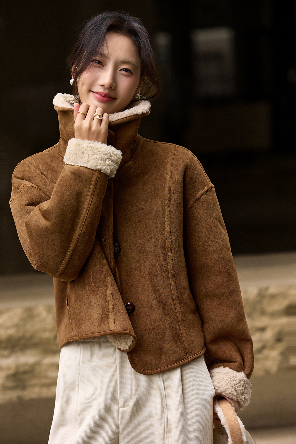 Coffee-colored shearling lapel coat