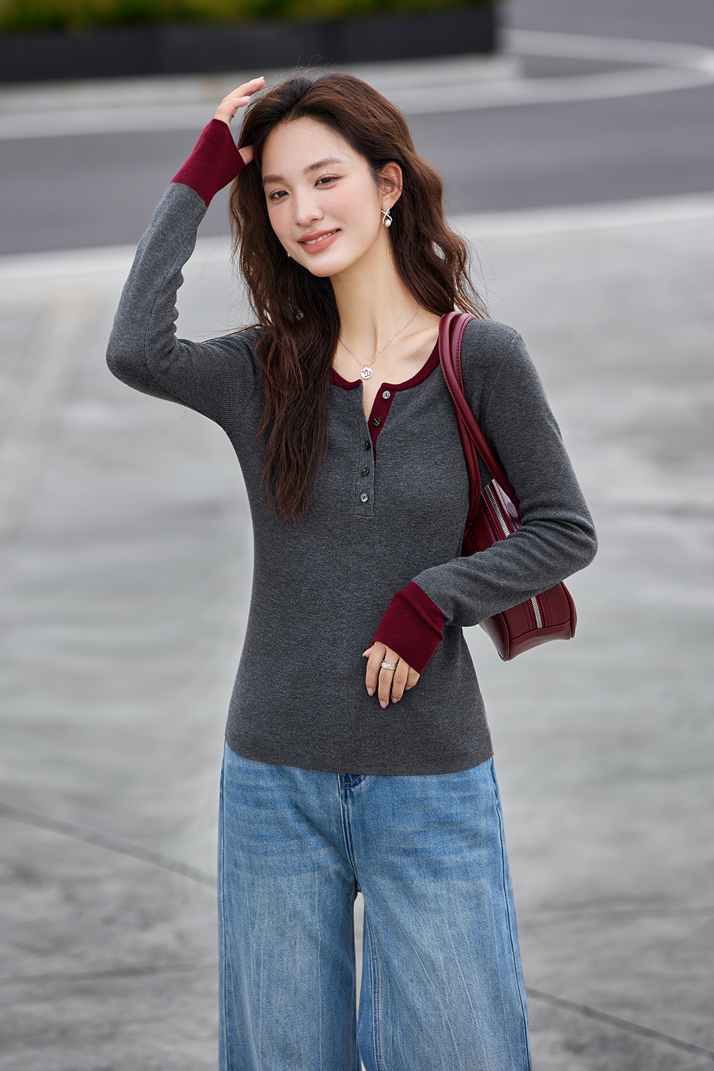 Contrast Trim Crewneck Slim-Fit Knit Tee-VIMLYSTORE