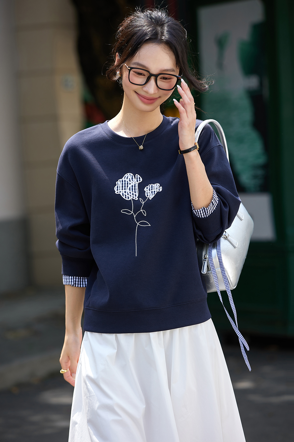 Elegant Round Neck Rose Embroidered Long Sleeve Sweatshirt-VIMLYSTORE