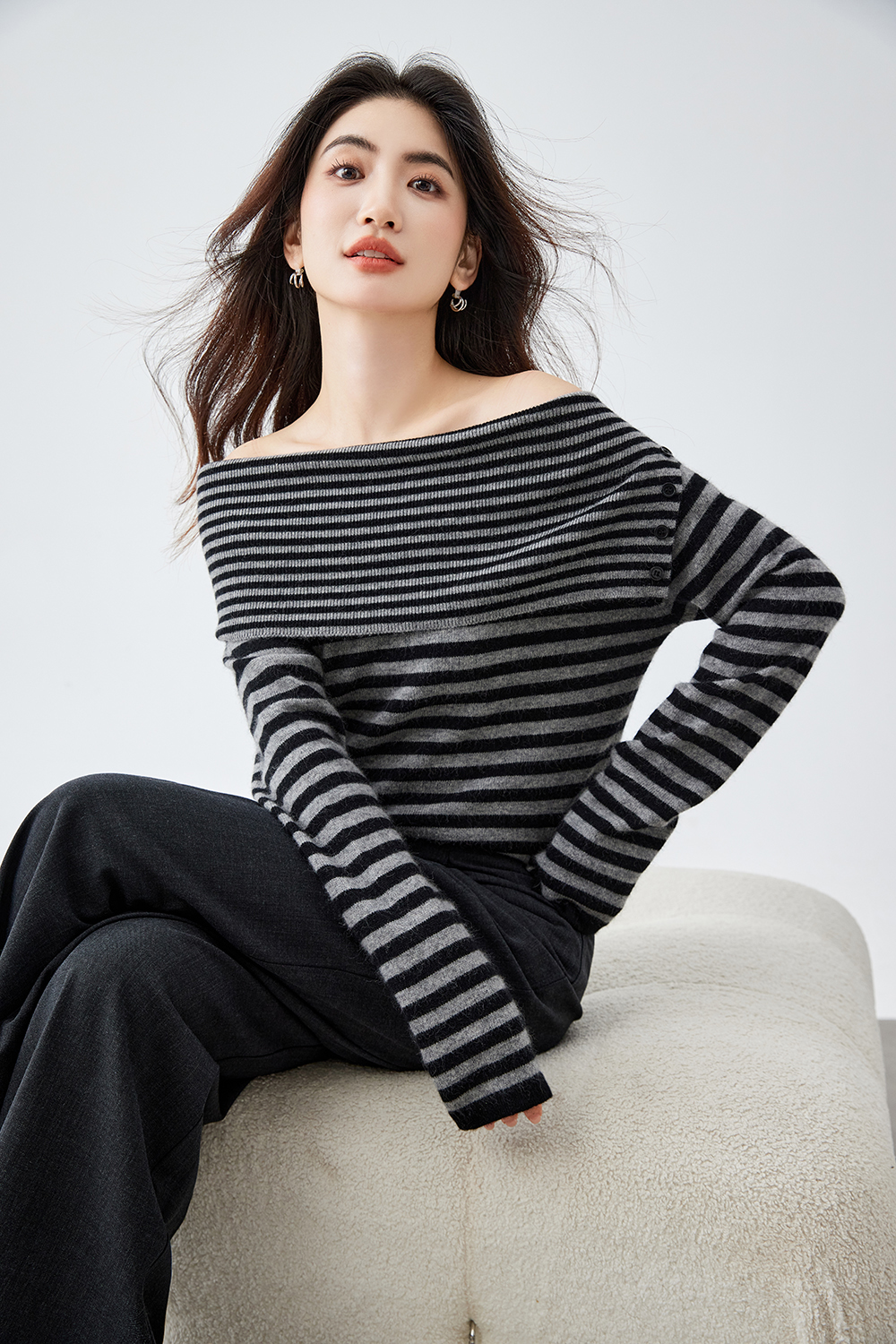 Retro Gray-White Striped Off-Shoulder Knitted Shirt