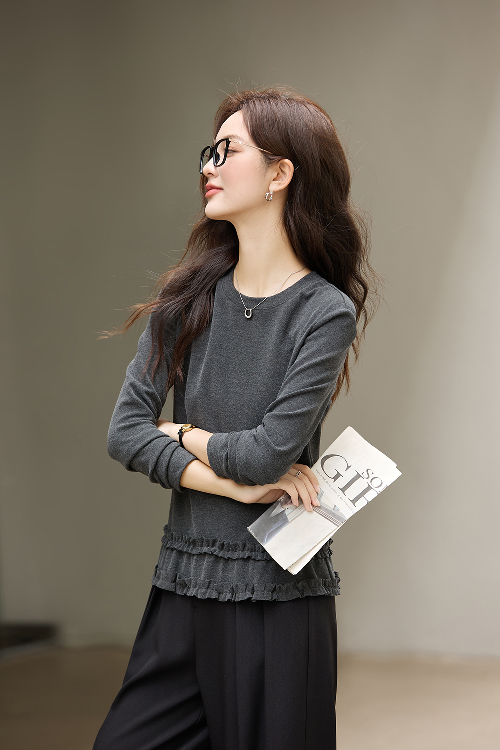 Grey Double-Layer Ruffled Trim Brushed T-Shirt