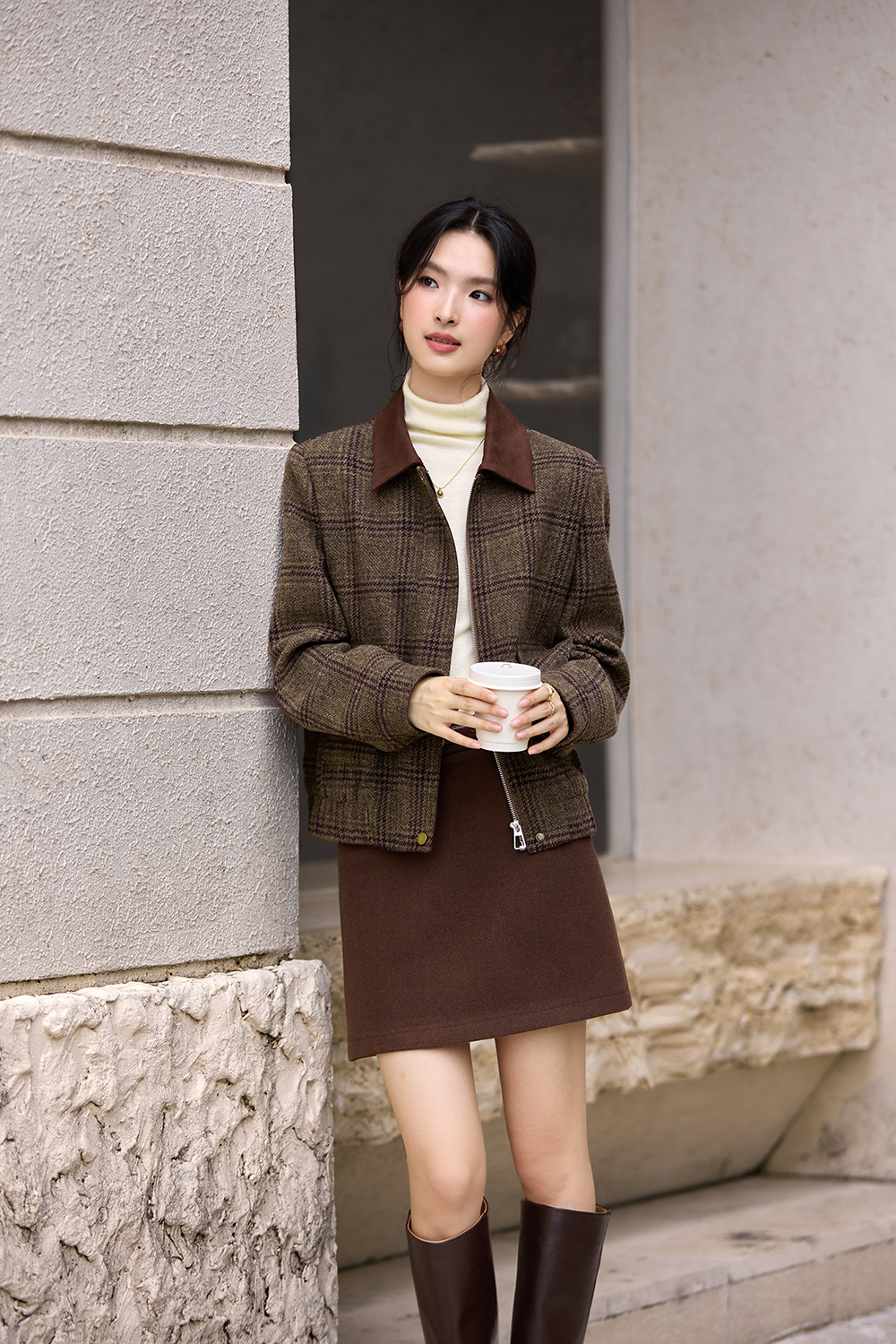 Brown Plaid Collared Short Coat