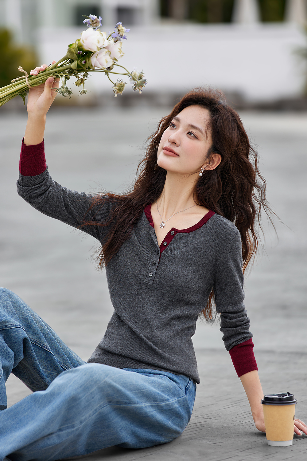 Contrast Trim Crewneck Slim-Fit Knit Tee-VIMLYSTORE