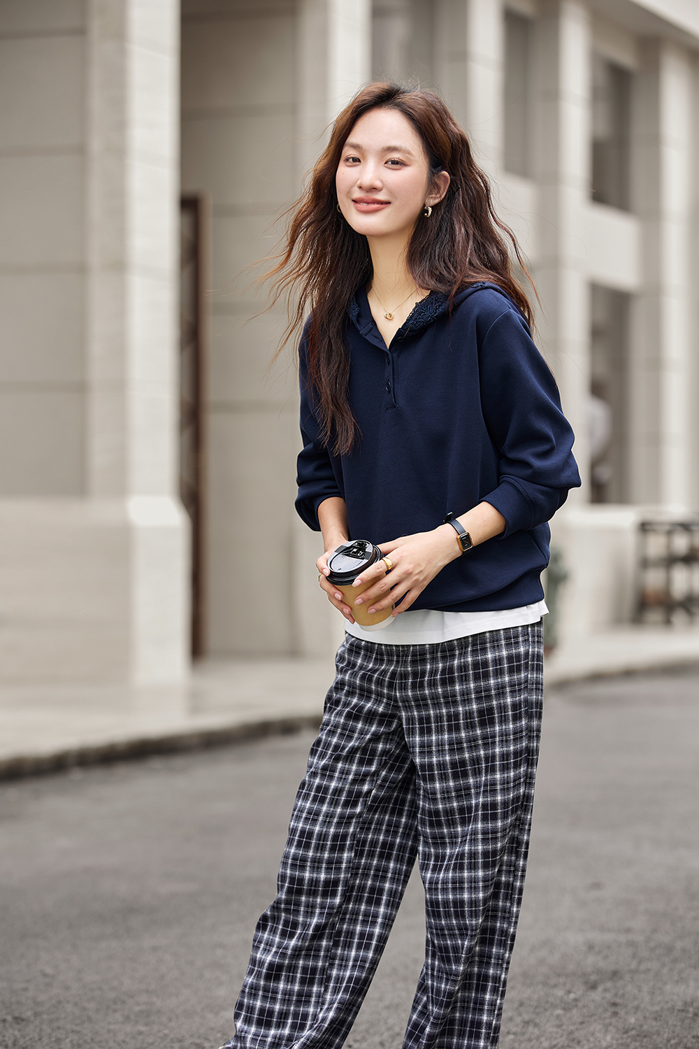 Elegant Relaxed Fit Versatile Lace Trim Hooded Sweatshirt-VIMLYSTORE