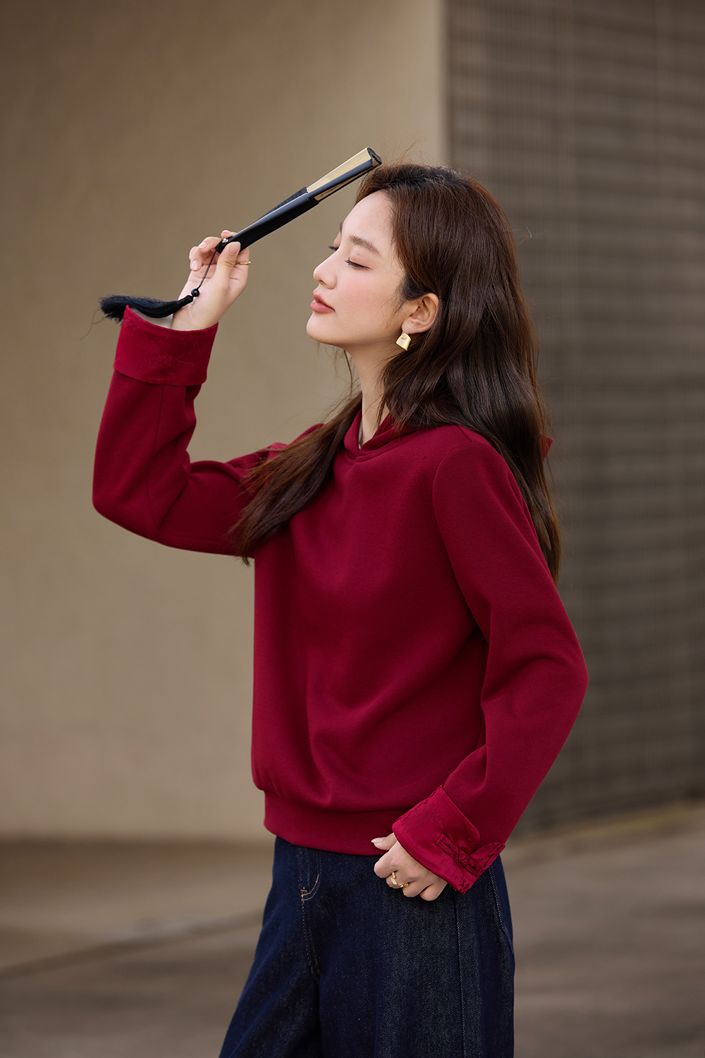 Chinese-Style Hooded Sweatshirt