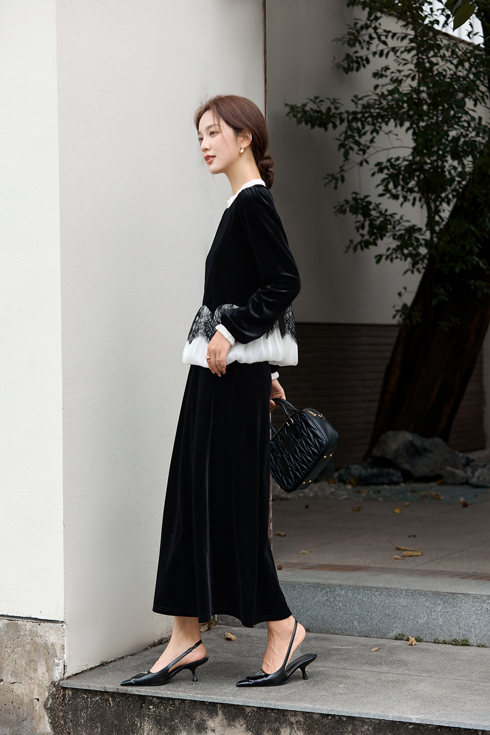 French-Style Velvet Set