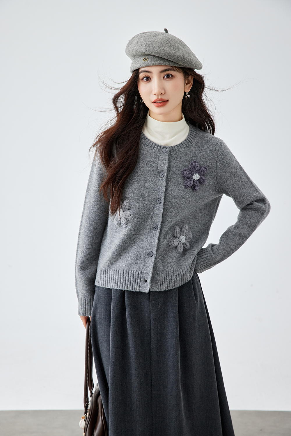 Gray 3D Flower Crew Neck Knitted Cardigan