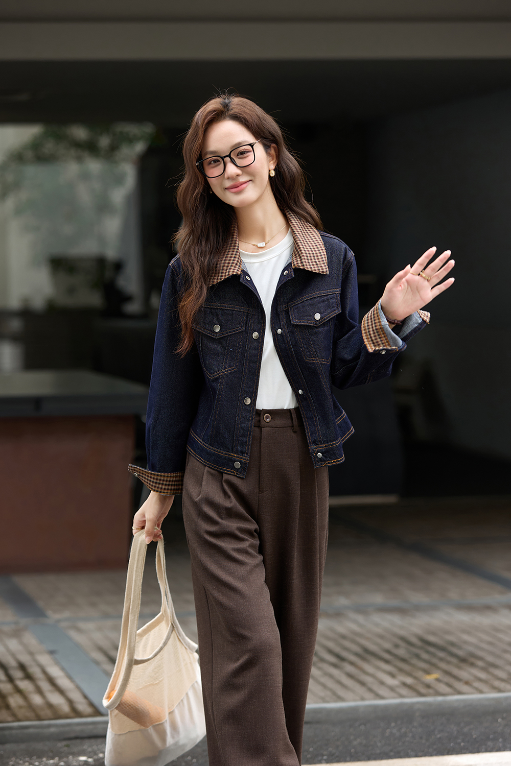 Retro Lapel Washed Denim Jacket